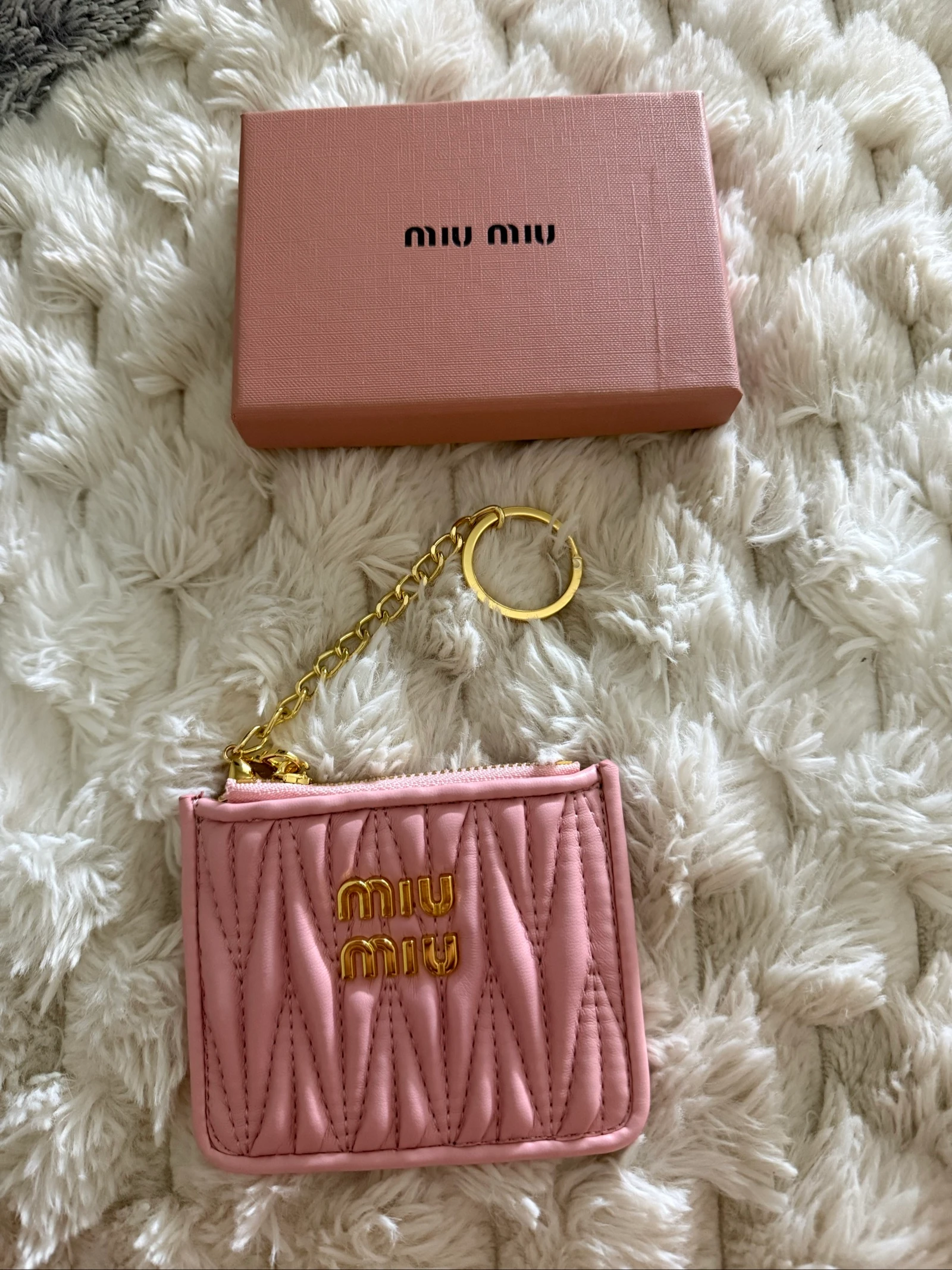 Card holder – photo 2